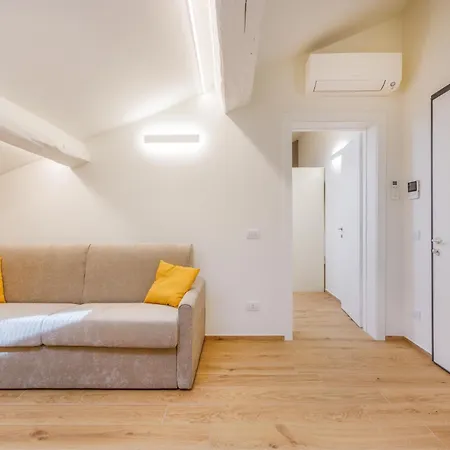 Apartment Corso Adriano 13 - Via Emilia Modena