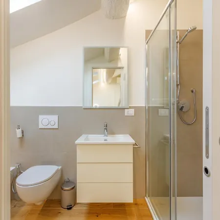 Corso Adriano 13 - Via Emilia Apartment *