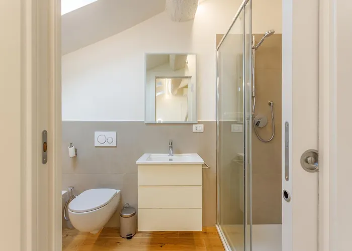 Corso Adriano 13 - Via Emilia Διαμέρισμα *