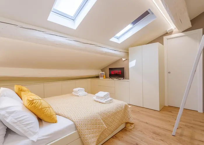 Corso Adriano 13 - Via Emilia Διαμέρισμα